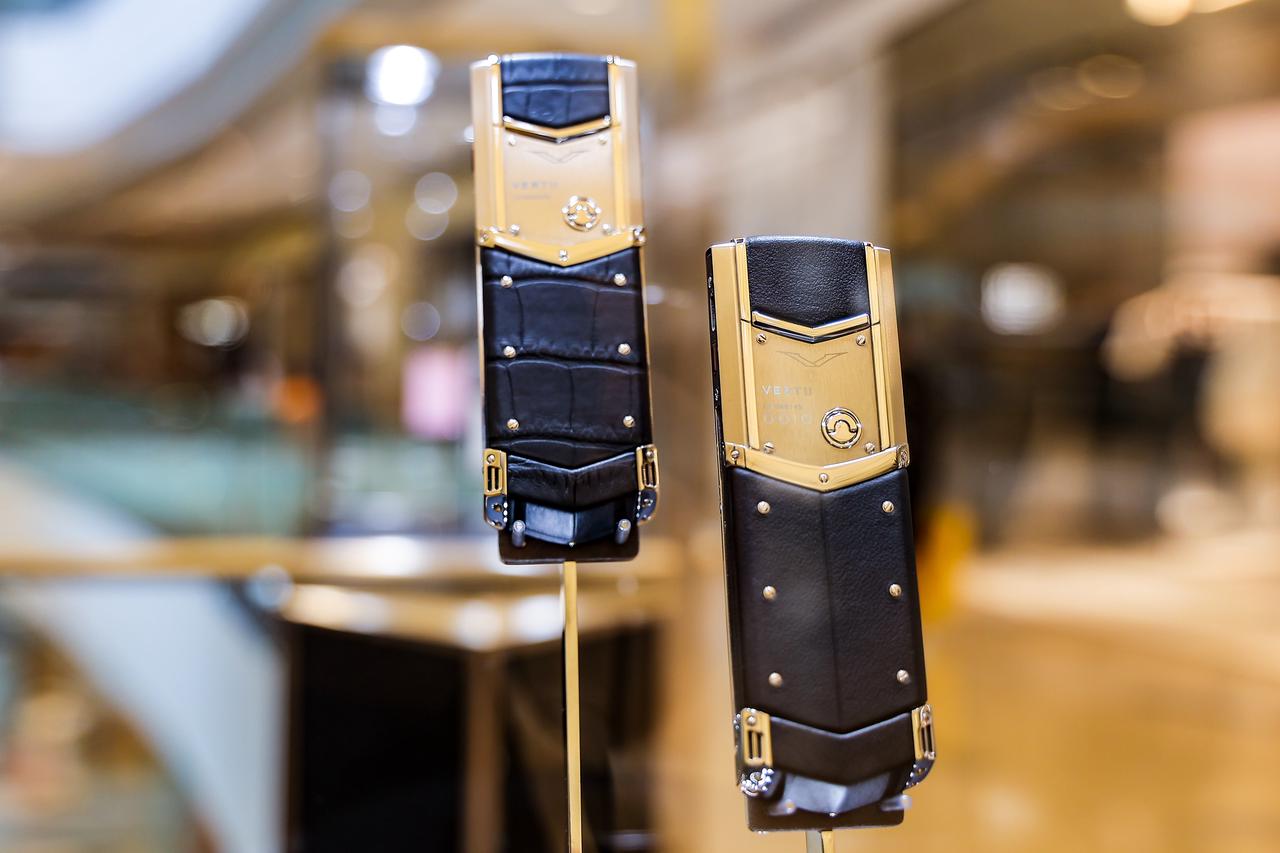 A Voyage of Taste: Merging Captain Cook's Legacy with VERTU's Opulence