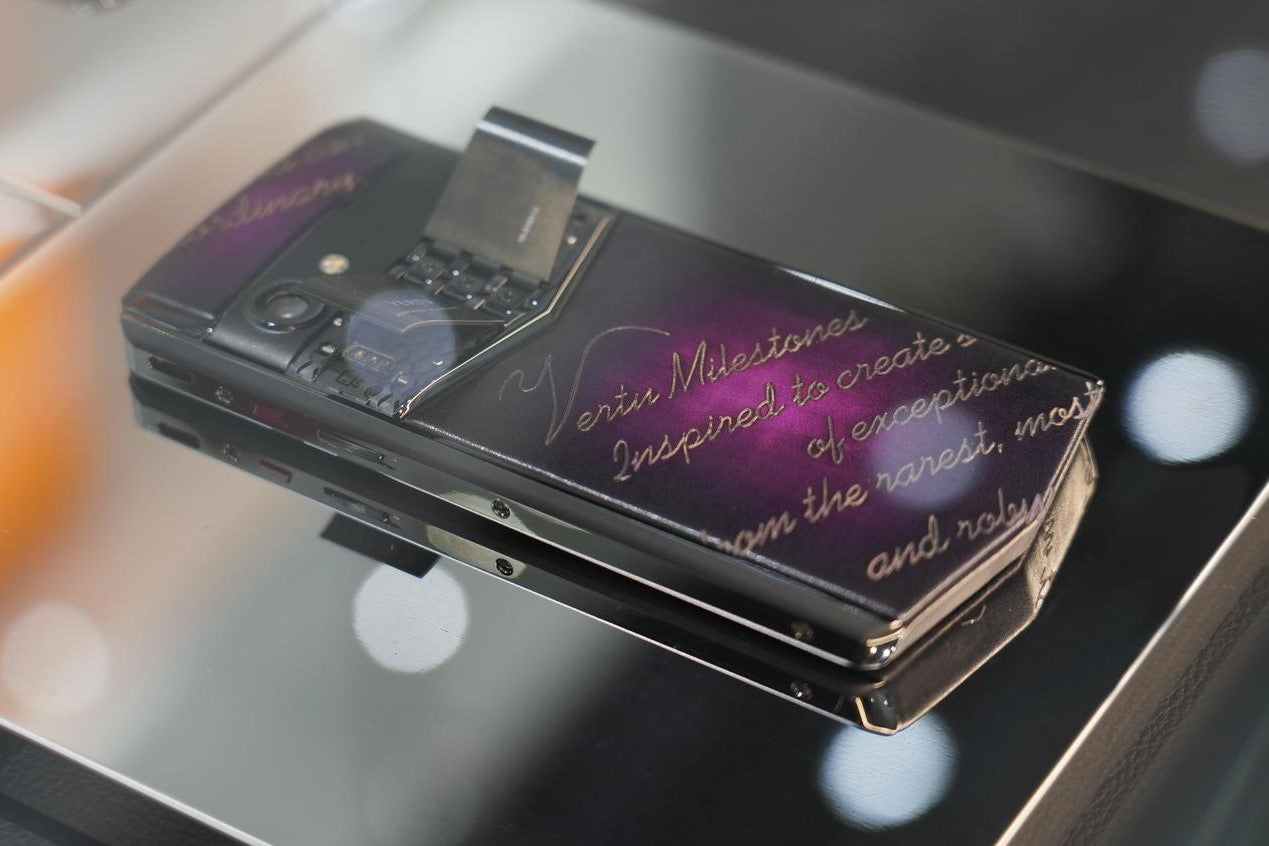 Luxury Resonance: Freddie Mercury's Legacy in VERTU's Masterpiece